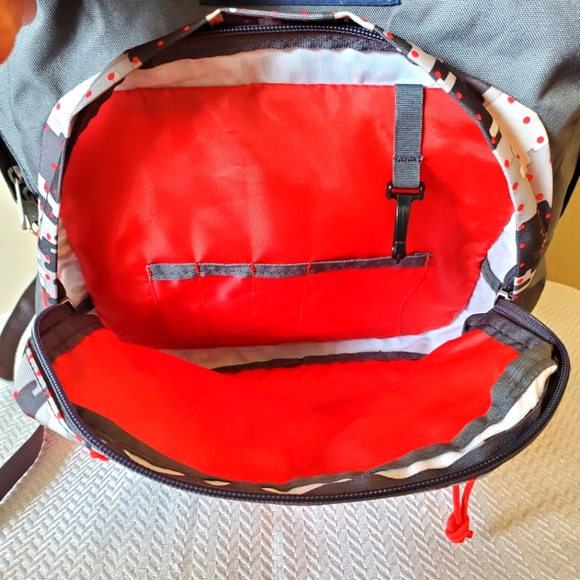 Jansport Grey Red Backpack Adjustable Straps School Hiking Pack Work - Picture 7 of 11